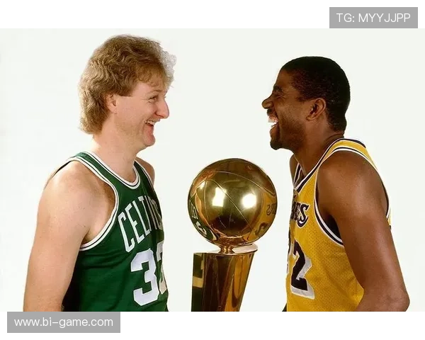 伯德印第安纳传奇：篮球传奇的荣耀之路与社区影响